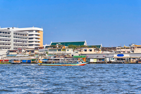 曼谷市中心景观从湄南河, 泰国