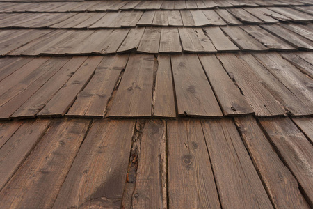 从山稳定木屋顶自然松实木面板