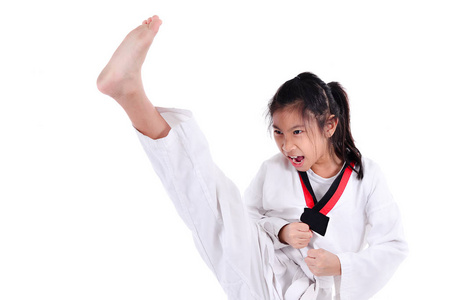 跆拳道小女孩 赤脚图片