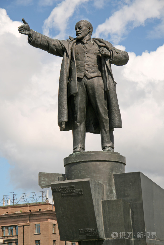 俄罗斯圣彼得堡-2008 年 6 月 22 日: 列宁雕像的圣彼得堡 finlyand