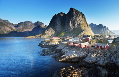 Hamnoy雷尼，罗弗敦群岛，挪威的捕鱼小屋