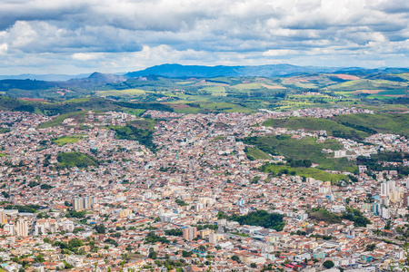 很少有caldas minas geriasbrazil。 城市景观