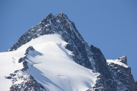 大格洛克纳山最高的山在奥地利 3.798 m