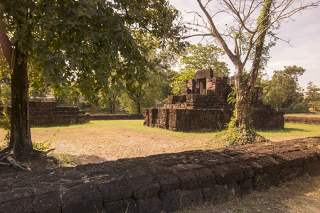 库蒂 Rusi 的高棉废墟在 Phimai 镇附近的 Provinz 空叻差在泰国。泰国, Phimai, 2017年11月