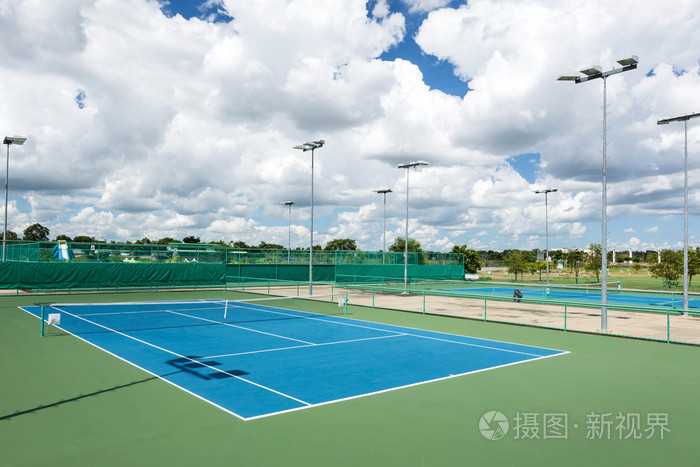 网球场室外训练及比赛