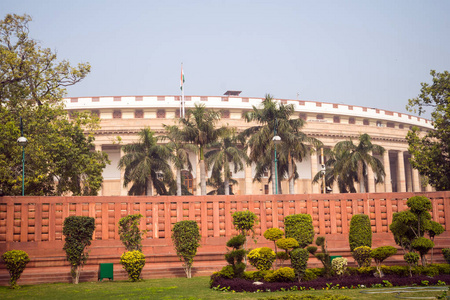 Sansad Bhawan 或议会大厦是印度议会的议院