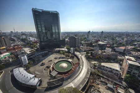 Coyacan 和 Insurgentes 地区公寓楼鸟瞰图