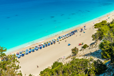 希腊，莱夫卡达岛 Egremni 海滩