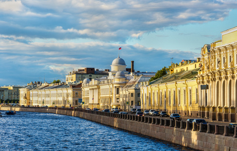 Voskresenskaya 路堤在圣彼得堡俄罗斯