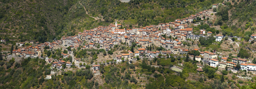 Apricale 美丽村庄附近圣雷莫，利古里亚，意大利