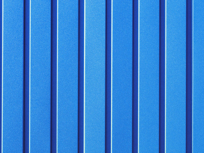 带垂直导轨的浅蓝色波纹钢板照片