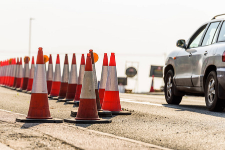 英国机路的一套道路工程锥图片