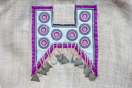 线描苗族头饰图片大全