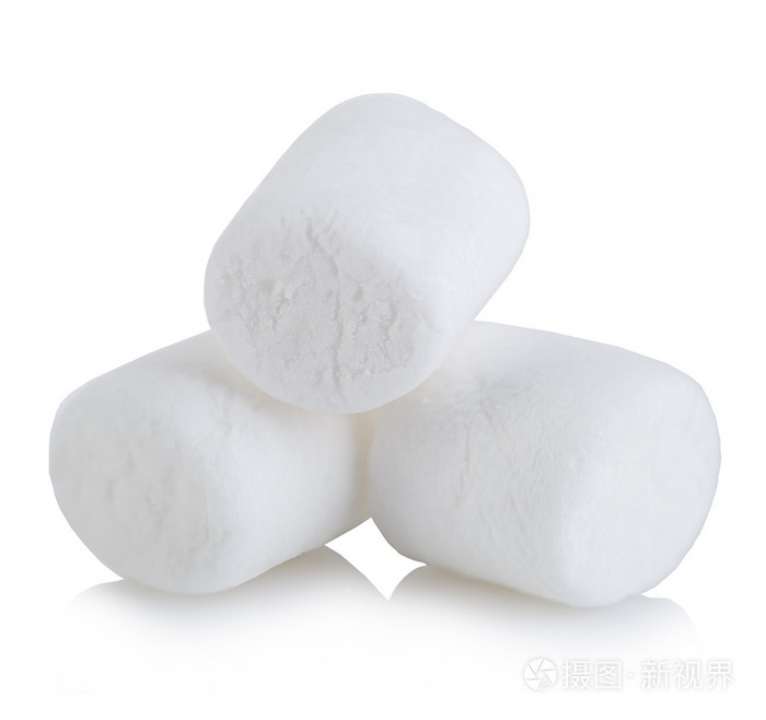 孤立在白色背景上的棉花糖