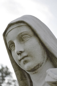 圣母玛利亚或圣母玛利亚的雕像。耶稣的母亲