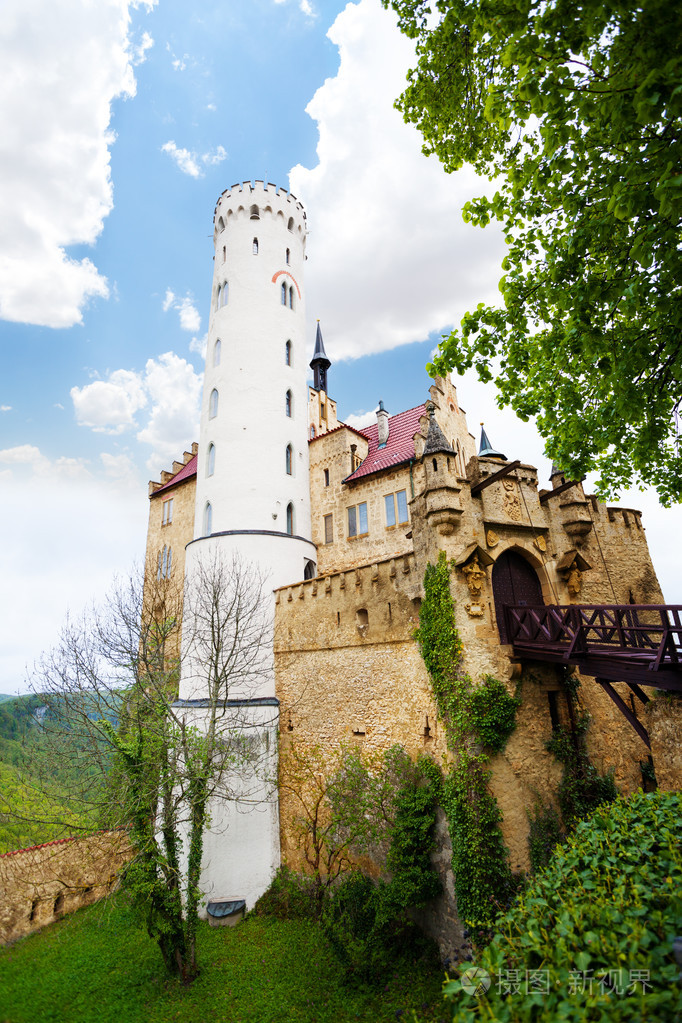 塔和利希滕斯坦城堡的墙壁