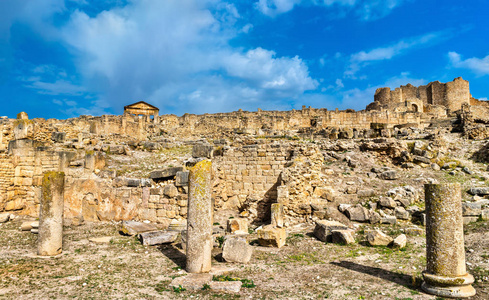 Dougga 的看法, 一个古罗马镇在突尼斯