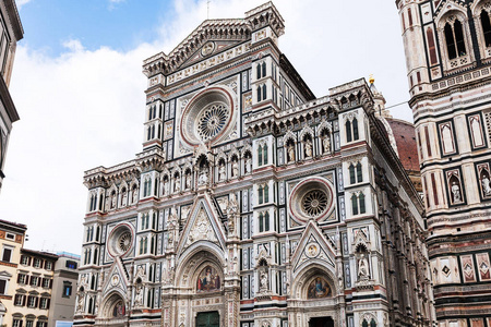 Duomo 大教堂圣母百花雨后