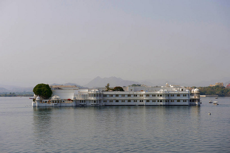 湖宫殿, 捷豹钱德拉尼瓦斯, Udiapur, 拉贾斯坦邦