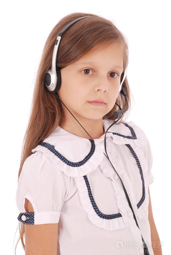 快乐的年轻女孩,听听音乐