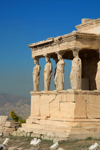 Caryatids 在雅典卫城上度过一个美好的夏日