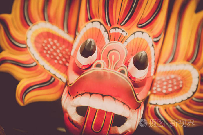 彩色特写图像的泰国面具