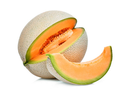 整个和日本瓜 橙色瓜或甜瓜种子白色背景上孤立与切片