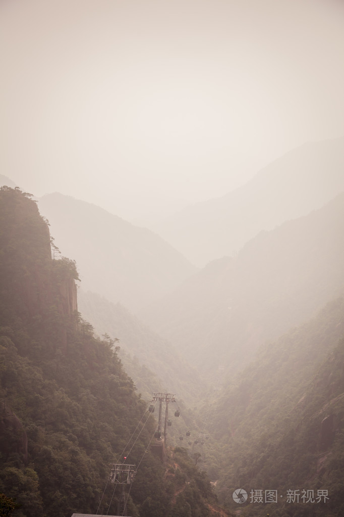 景观的雾山的中国