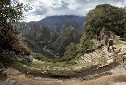 英迪 Punku 太阳门 在马丘比丘和看法入河的谷乌鲁班巴, 秘鲁