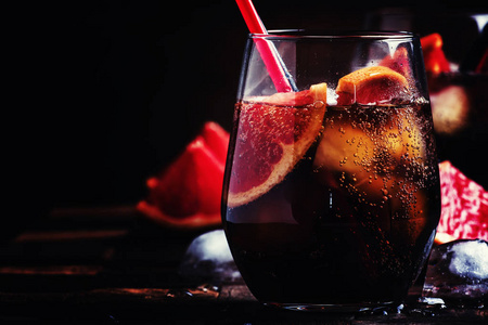 与可乐鸡尾酒图片