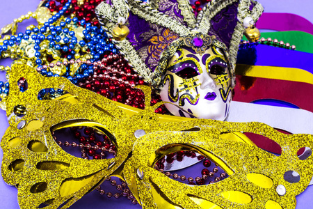 狂欢节的庆祝。威尼斯, 狂欢节, 化妆面具, 珠子