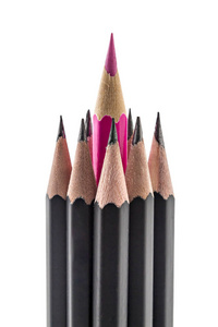 削尖的彩色的铅笔