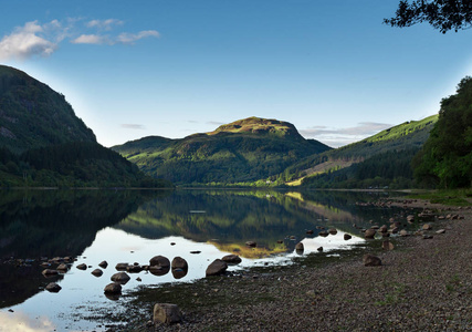 查看上美丽湖卡特琳，苏格兰
