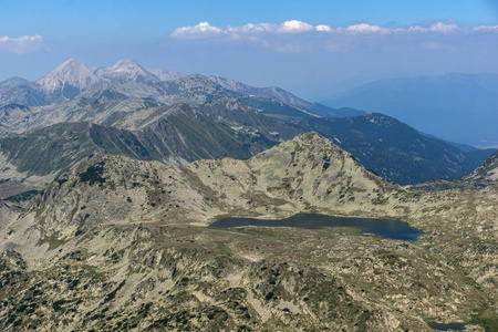 来自保加利亚 Pirin 山 Kamenitsa 峰的惊人全景