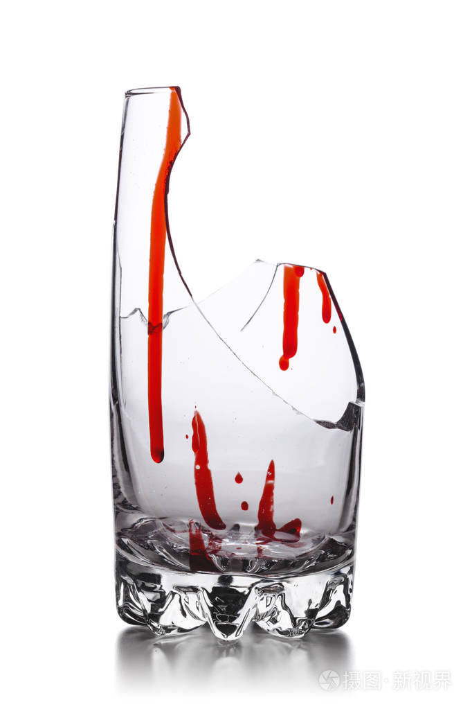 带血的碎的玻璃