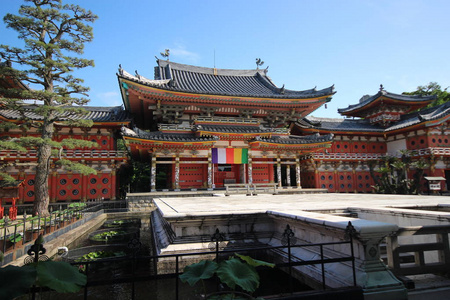 神社大浮门(o-torii)位于宫岛岛神道神社附近,日本日本宫岛牌坊在宫岛
