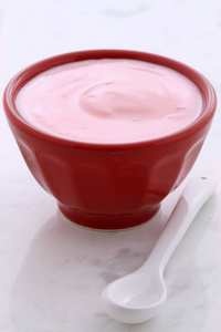 新鲜草莓酸奶图片