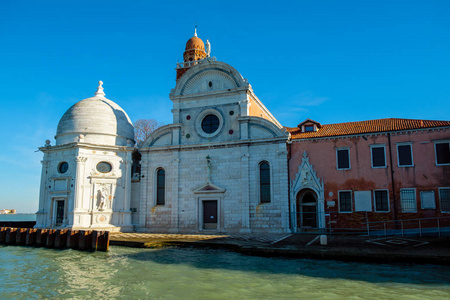 圣米歇尔教堂, 威尼斯公墓岛