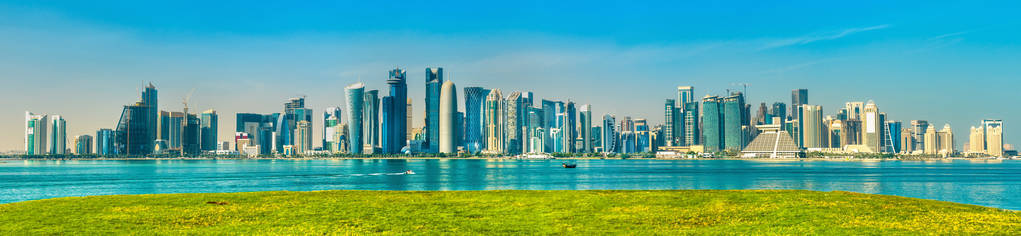 卡塔尔首都多哈的地平线