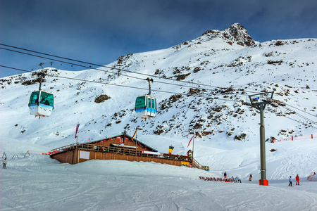令人惊叹的滑雪胜地，阿尔卑斯山，Les Menuires，法国欧洲