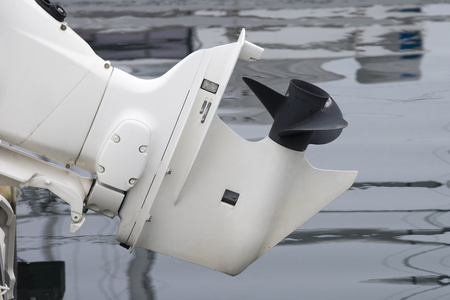 快艇发动机图片