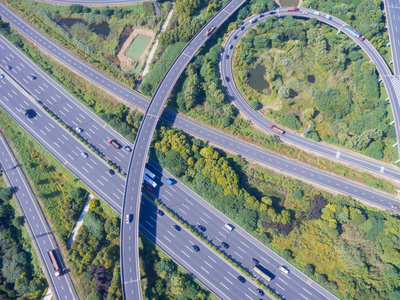 鸟瞰的公路