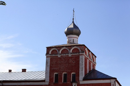 在古老的俄罗斯小镇教堂