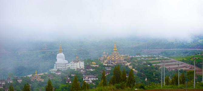 Pha 的儿子玉佛寺，泰国 Petchraboon 省