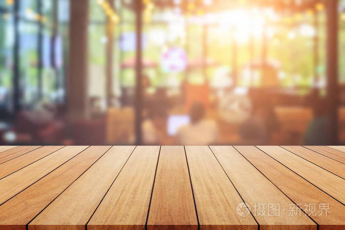 木板或桌子和抽象模糊的背景.免费 spac