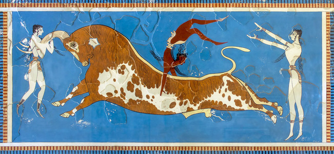 牛跃壁画,克诺索斯宫,希腊克里特岛照片