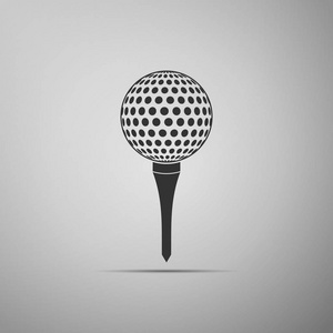 高尔夫球在发球图标上孤立的灰色背景。平面设计。矢量插图
