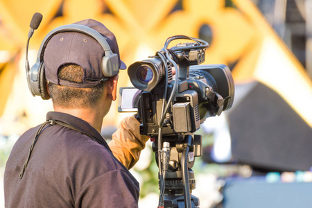 活动现场背影图片