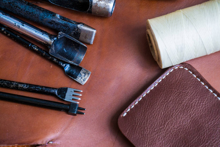真正的皮革工艺对象与工具使用的钱包 Diy 工具