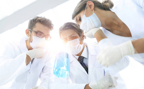 实验室医学研究员微生物学实验图片